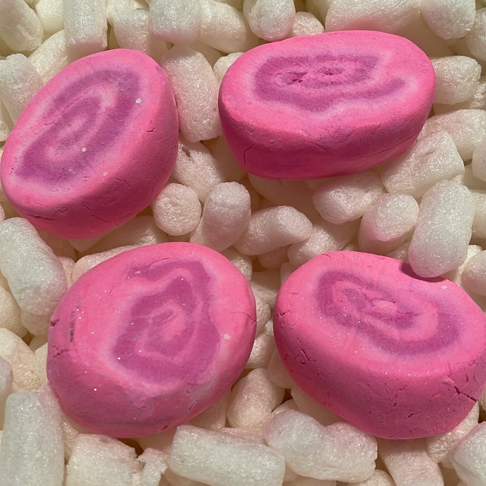 4 x LUSH Cosmetics Limited Edition Snow Fairy Bubble Bar Roll